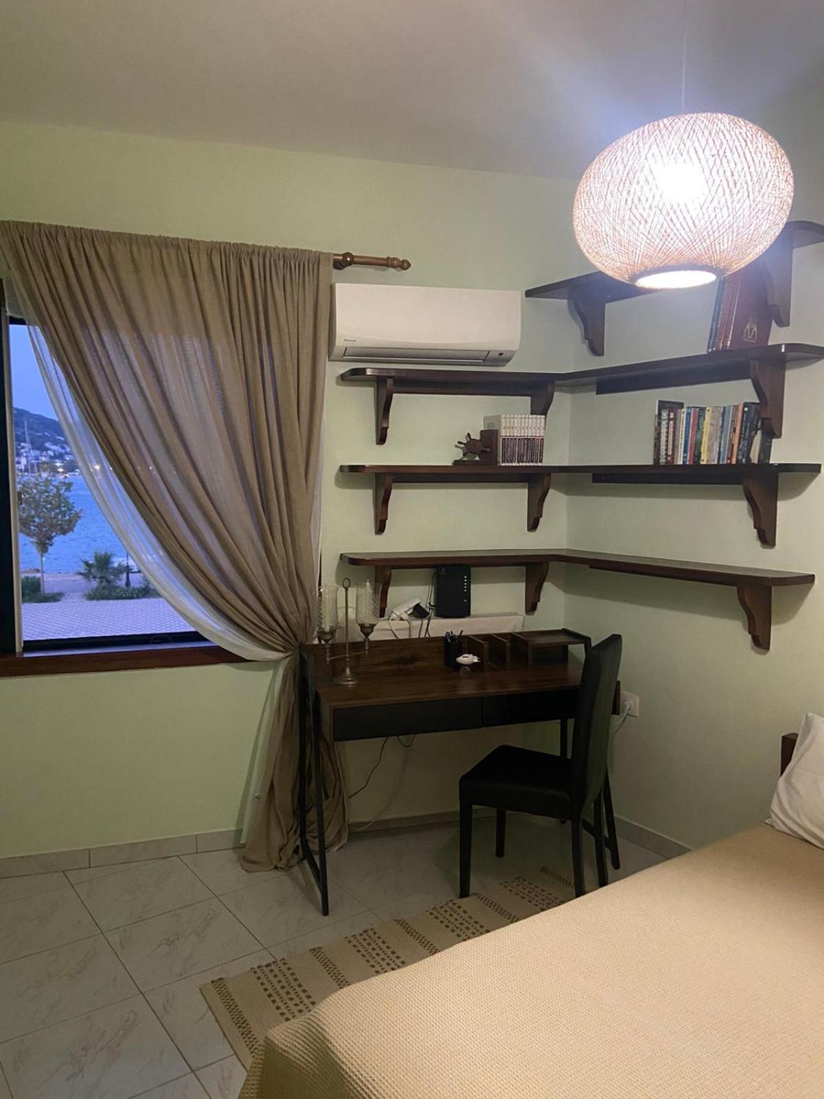 Liberty Porosview Apartement Galatás Ngoại thất bức ảnh